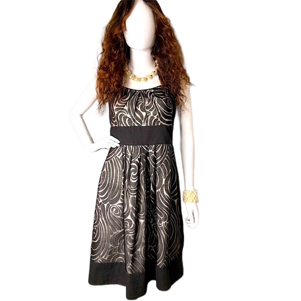White House / black market Dress - Picture 6 of 7